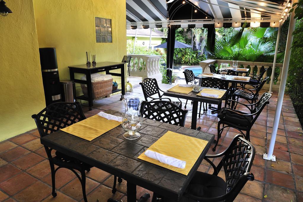 Mango Inn Bed And Breakfast 레이크워쓰 외부 사진