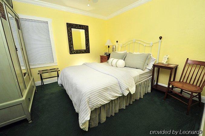Mango Inn Bed And Breakfast 레이크워쓰 객실 사진